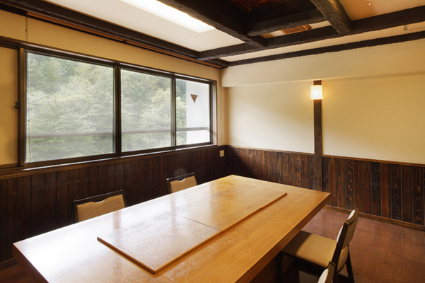 個室お食事処「信夫」